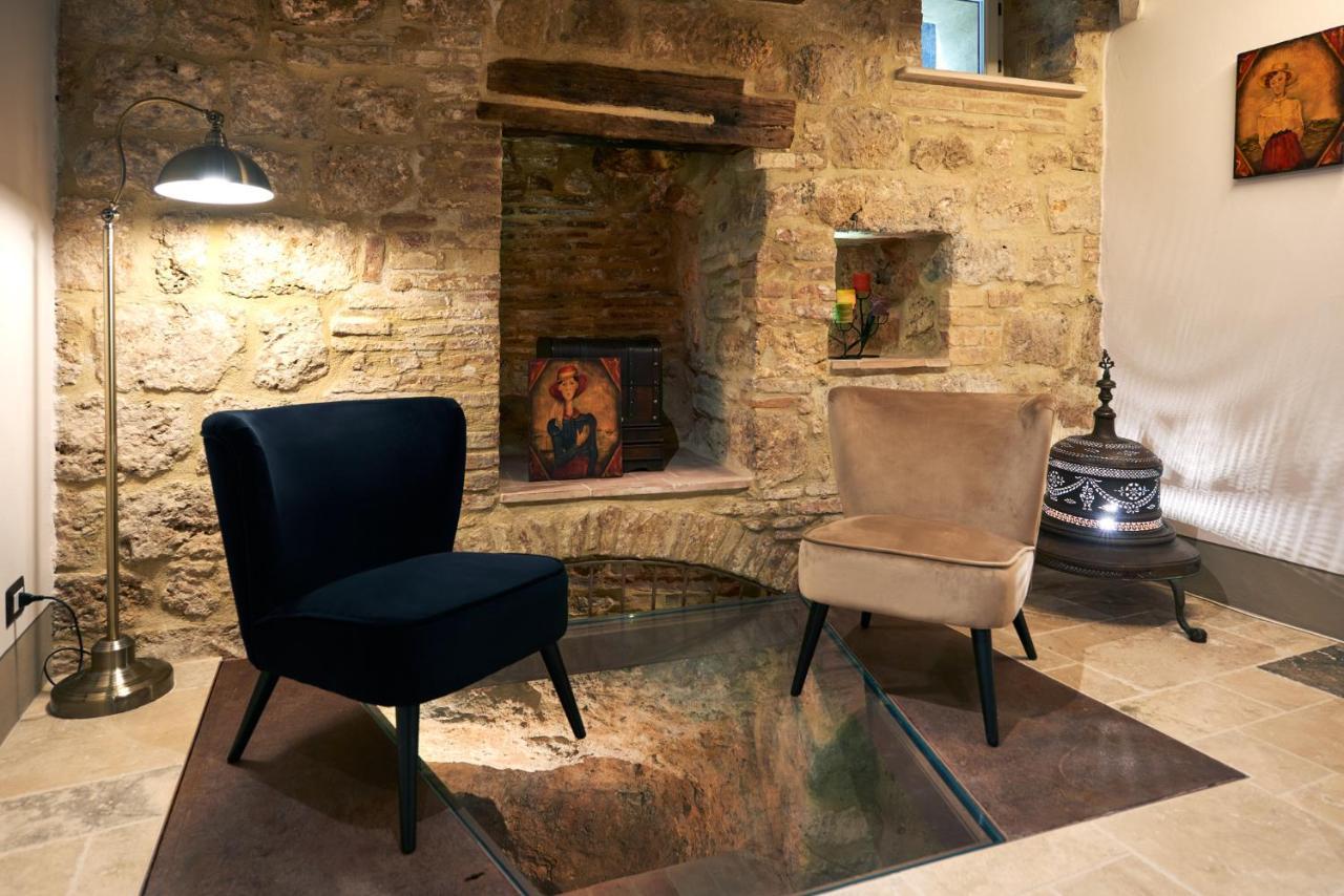 Palazzo Pio III - Residenza D'Epoca Bed and Breakfast Sarteano Buitenkant foto